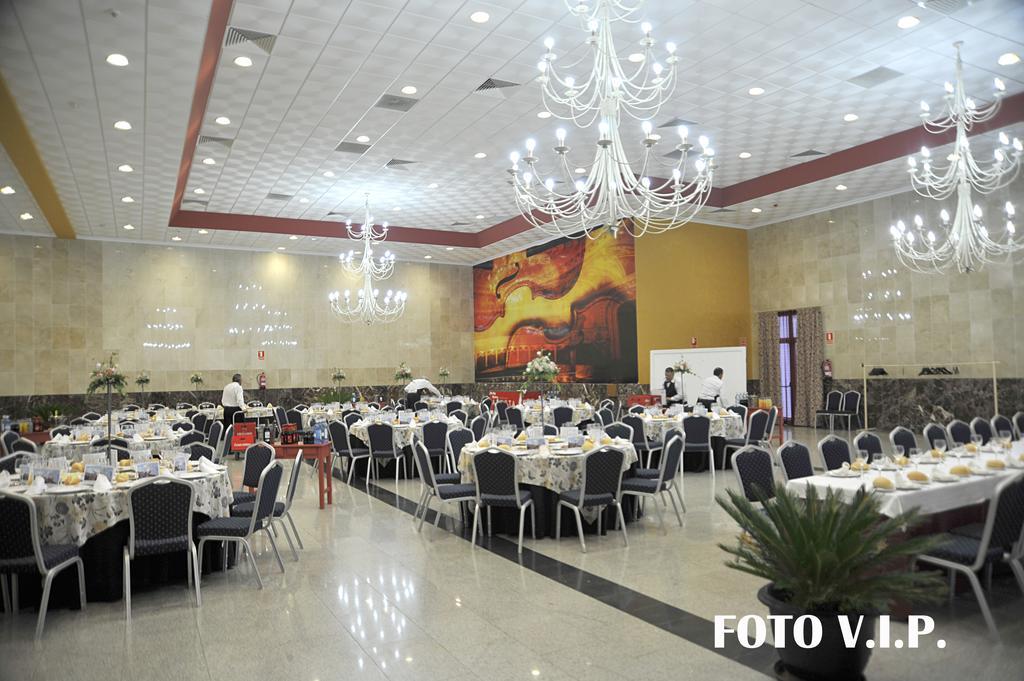 Hotel Acosta Ciudad De La Musica فيلافرانكا دي لوس باروس المظهر الخارجي الصورة